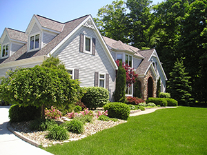 Landscapers and Lawncare Services in Peosta, IA